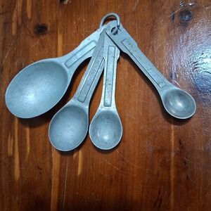 Vintage Aluminum Oval Measuring Spoons Set 4pc On Ring 1950s Farmhouse Nesting